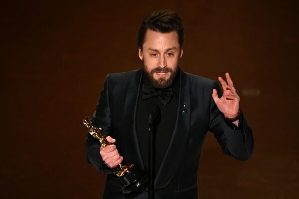 Kieran Culkin says that the wife owes a fourth child to win an Oscar Kieran Culkin says that the wife owes a fourth child to win an Oscar