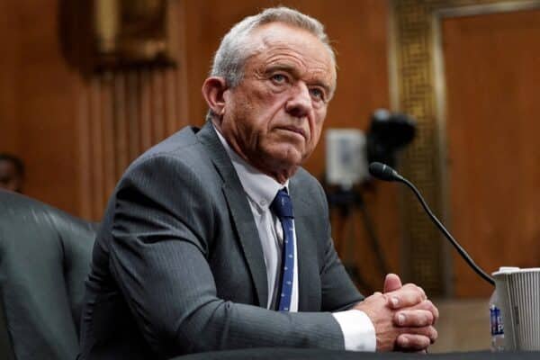 RFK Jr. claims measles can be treated with vitamin A, linked to a poor diet. This is what science says.