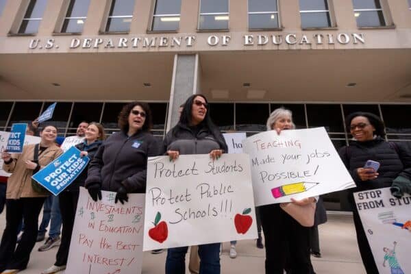 Teachers demand the Trump administrator for stopping the payment plans for affordable student loans