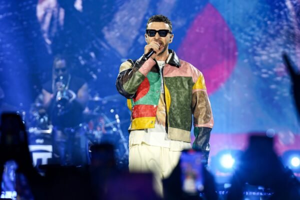 Justin Timberlake reveals the diagnosis of Lyme’s disease Justin Timberlake reveals the diagnosis of Lyme's disease